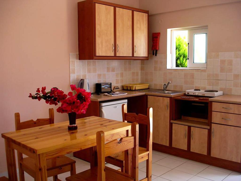 Marinos Apartments Λάσση Εξωτερικό φωτογραφία