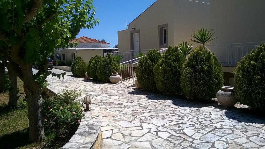 Marinos Apartments Λάσση Εξωτερικό φωτογραφία